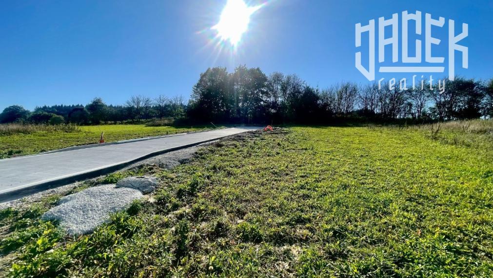 Lukratívny stavebný pozemok s panorámou v obci Sverepec