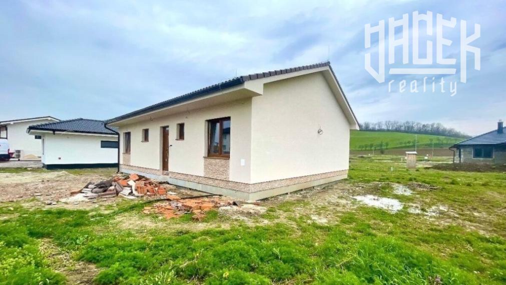 Novostavba 4-izbove bungalovu vo vybornej lokalite -Nemsova