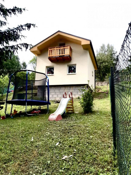 Novostavba chalupy/chatky vhodná na celoročné bývanie