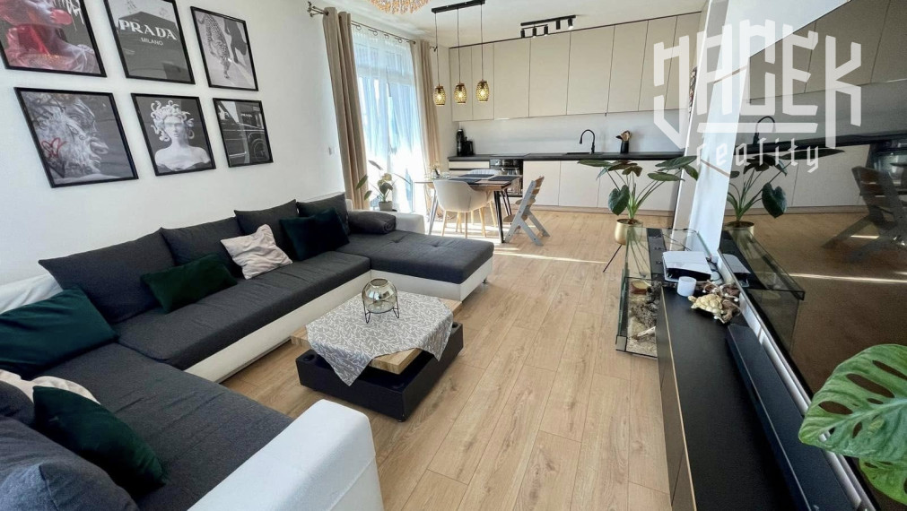 LUXUSNÝ 3-IZBOVÝ BYT V NOVOSTAVBE DVA DUBY S TERASOU 109m2