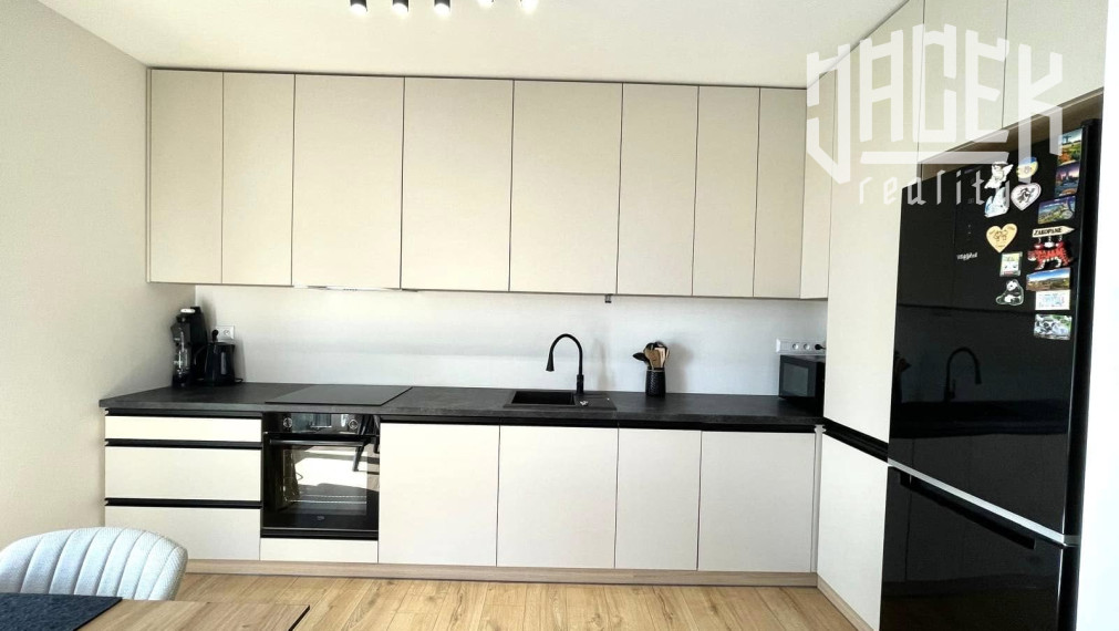 LUXUSNÝ 3-IZBOVÝ BYT V NOVOSTAVBE DVA DUBY S TERASOU 109m2