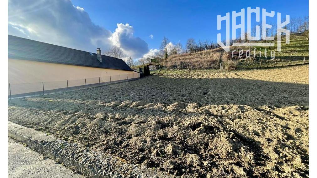 KRÁSNY STAVEBNÝ POZEMOK V SVEREPCI