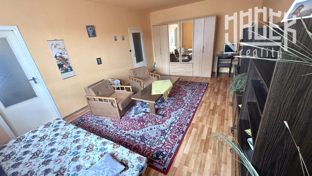 1-IZBOVÝ BYT NA HLINÁCH - MOŽNOSŤ DISPOZIČNEJ ZMENY NA 2-IZBOVÝ BYT