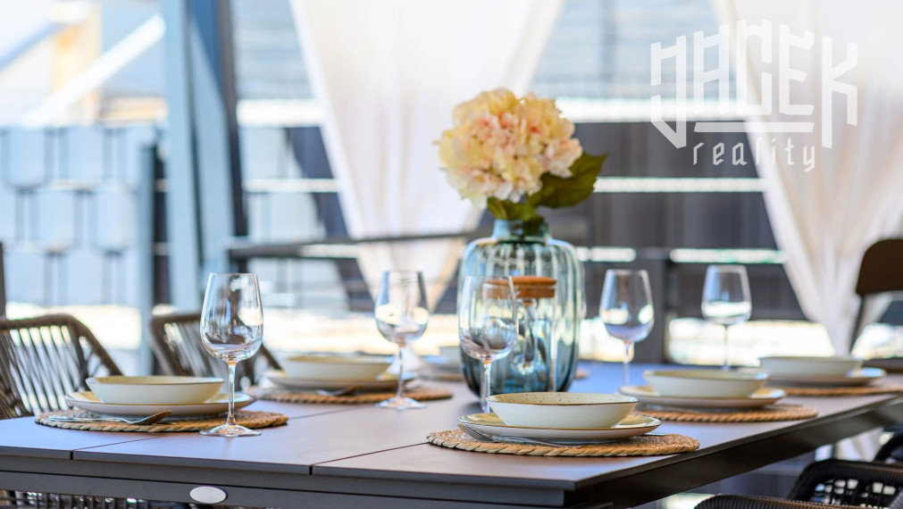 NEODOLATEĽNÝ MOBILNÝ DOM V DRAGE V CHORVÁTSKU