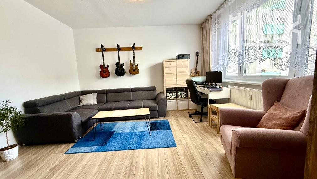 MODERNÝ 3-IZBOVÝ BYT PO KOMPLETNEJ REKONŠTRUKCII V BYTČI