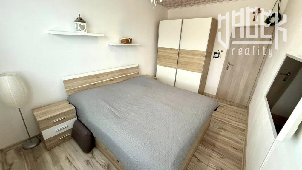 VKUSNÝ A SLNEČNÝ 3-IZBOVÝ BYT NA ROZKVETE V POVAŽSKEJ BYSTRICI