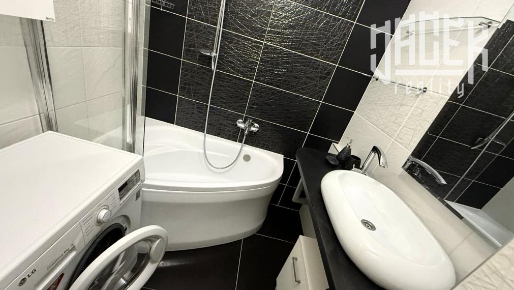 PRENÁJOM: MODERNE ZREKONŠTRUOVANÝ 2-IZBOVÝ BYT NA ROZKVETE