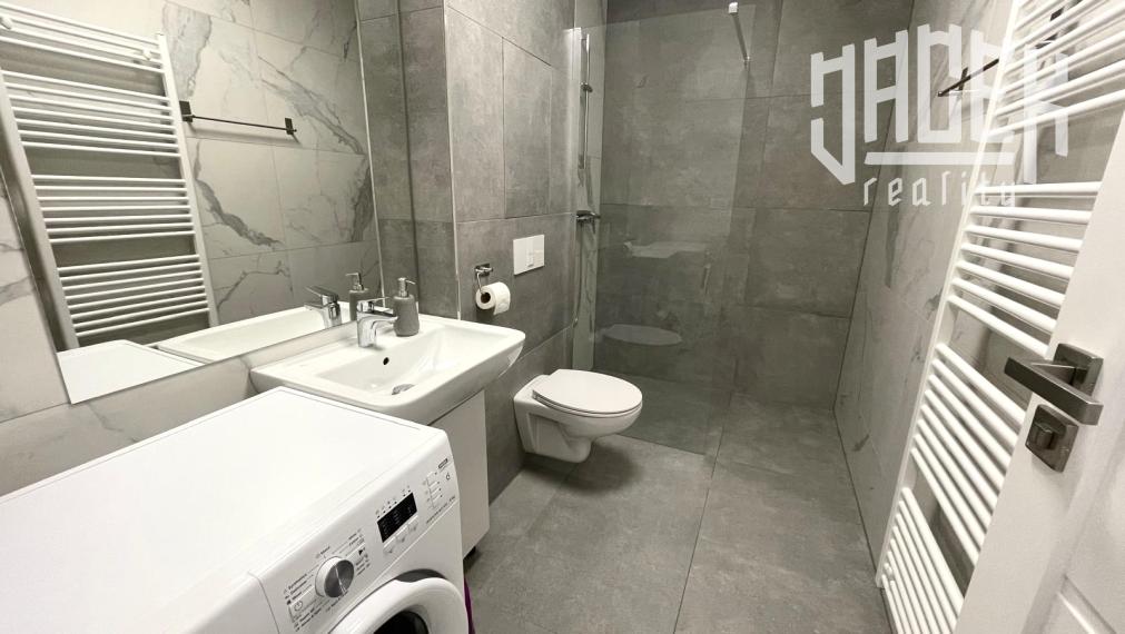 KRÁSNY 2-IZBOVÝ BYT V NOVOSTAVBE S MOŽNOSŤOU VYHRADENÉHO PARKOVANIA