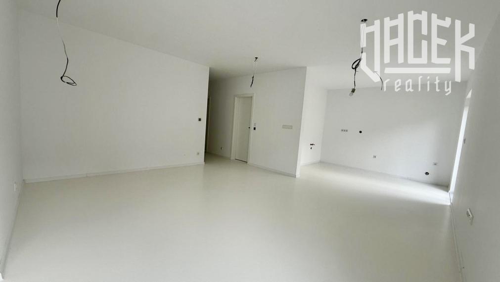 🌞 PRIESTRANNÝ 4-IZBOVÝ BYT V NOVOSTAVBE V OBĽÚBENEJ ČASTI ZAKVAŠOV – POVAŽSKÁ BYSTRICA