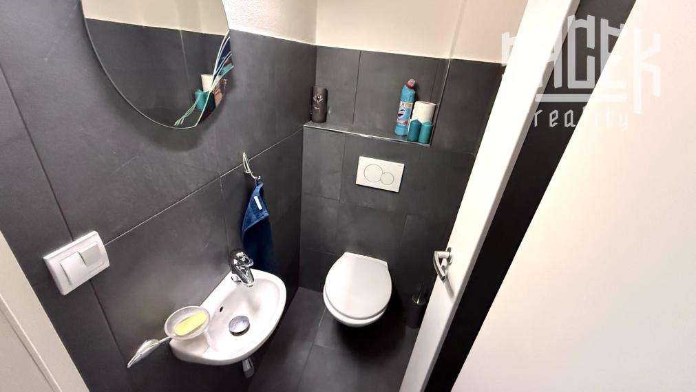 MODERNÝ A KOMFORTNÝ 2-IZBOVÝ BYT S VEĽKÝM BALKÓNOM V NOVOSTAVBE – ŽILINA, HÁJIK, SLNEČNÉ TERASY