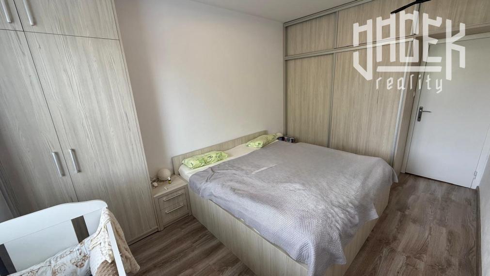🏡 ZREKONŠTRUOVANÝ 2-IZBOVÝ BYT S BALKÓNOM BEZ ĎALŠÍCH STAROSTÍ