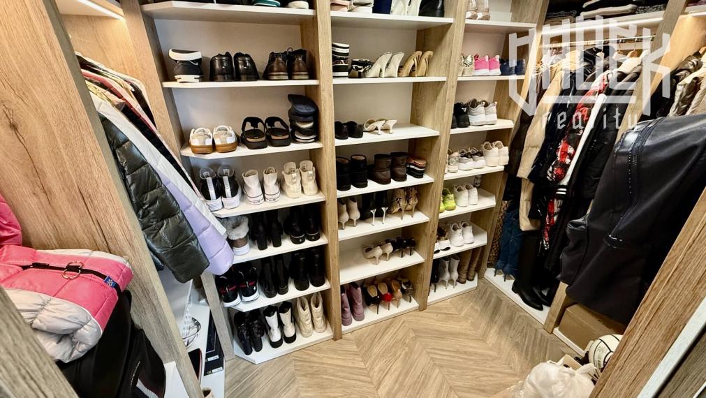 LUXUS, SÚKROMIE A NADČASOVÝ DIZAJN – DOM, KTORÝ PREMENÍ VAŠE PREDSTAVY O DOKONALOM BÝVANÍ NA REALITU