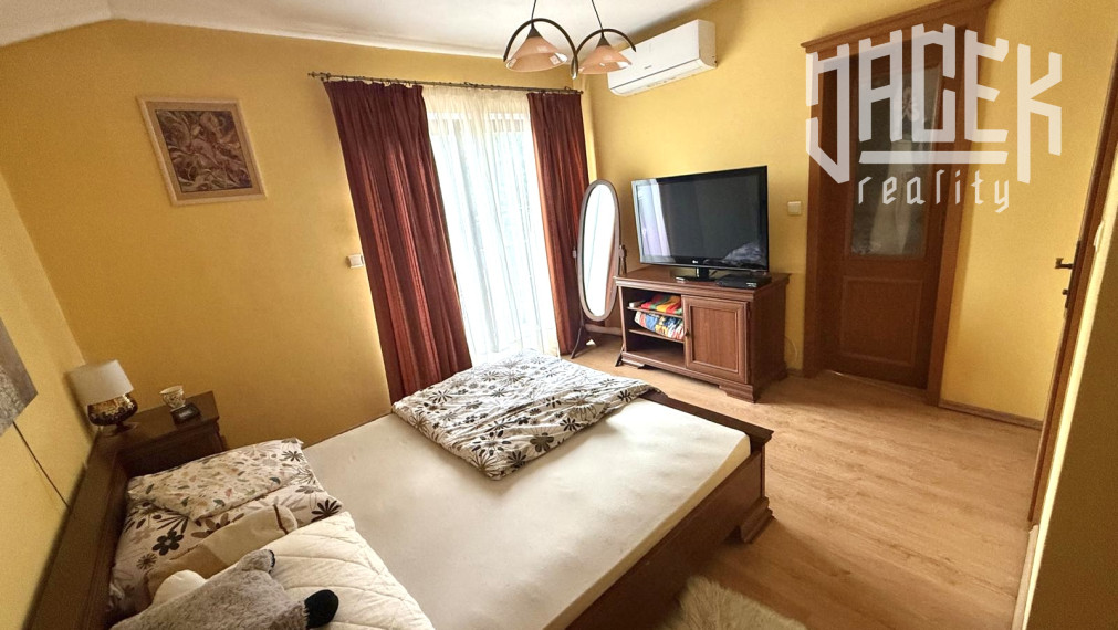 🏡 VEĽKORYSÉ BÝVANIE V ORLOVOM – PRIESTRANNÁ DVOJGENERAČNÁ VILA, KTORÁ PONÚKA OVEĽA VIAC 🏡✨