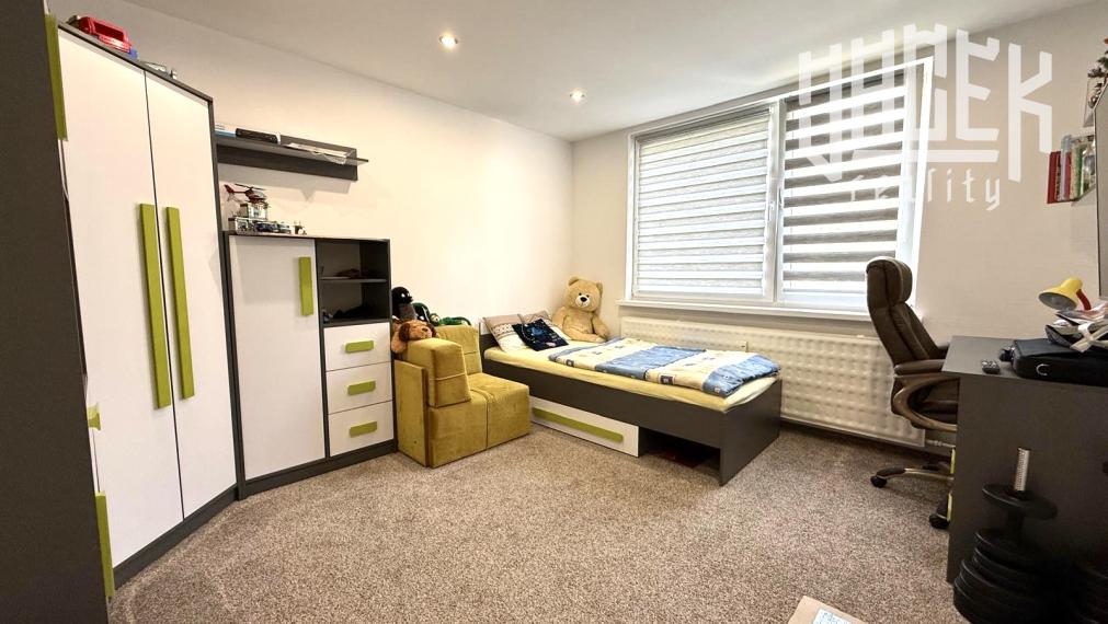 ✨🏡 KOMPLETNE NOVÝ INTERIÉR, 3-IZBOVÁ DISPOZÍCIA A LOGGIA – BÝVANIE, KDE UŽ NEMUSÍTE NIČ RIEŠIŤ 🔑✨