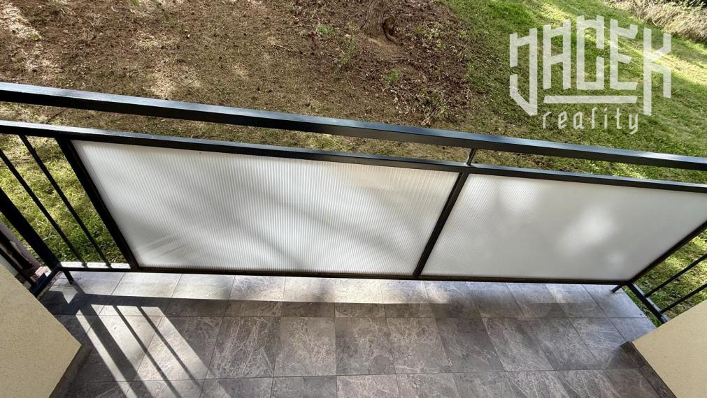 ✨🏡 KOMPLETNE NOVÝ INTERIÉR, 3-IZBOVÁ DISPOZÍCIA A LOGGIA – BÝVANIE, KDE UŽ NEMUSÍTE NIČ RIEŠIŤ 🔑✨