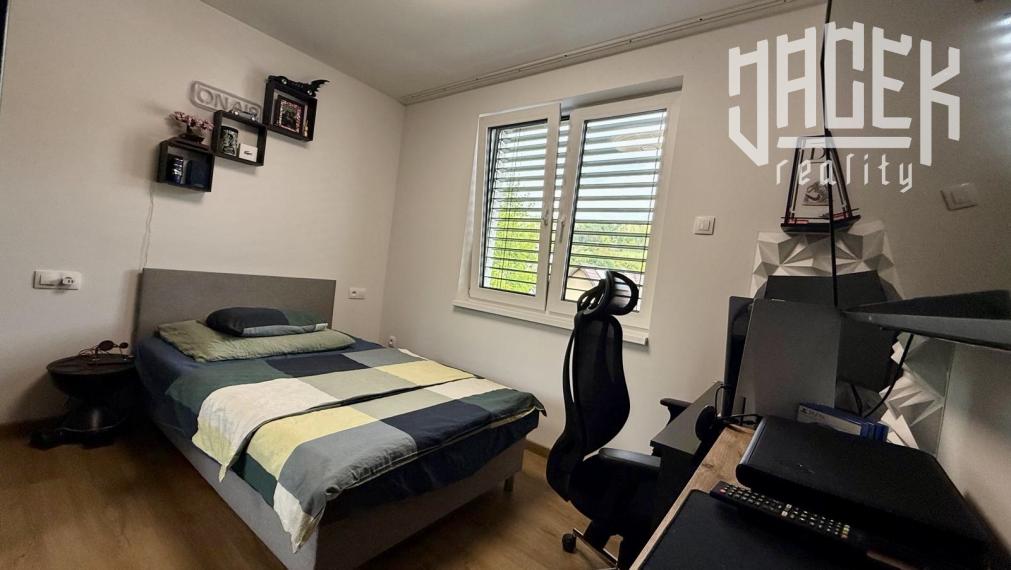 NOVÝ DOMOV, NOVÝ ZAČIATOK – MODERNÉ BÝVANIE V POKOJNÝCH PŠURNOVICIACH