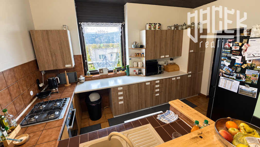 🏡 VÝNIMOČNÝ RODINNÝ DOM NA SKVELEJ ADRESE – MOYZESOVA, POVAŽSKÁ BYSTRICA