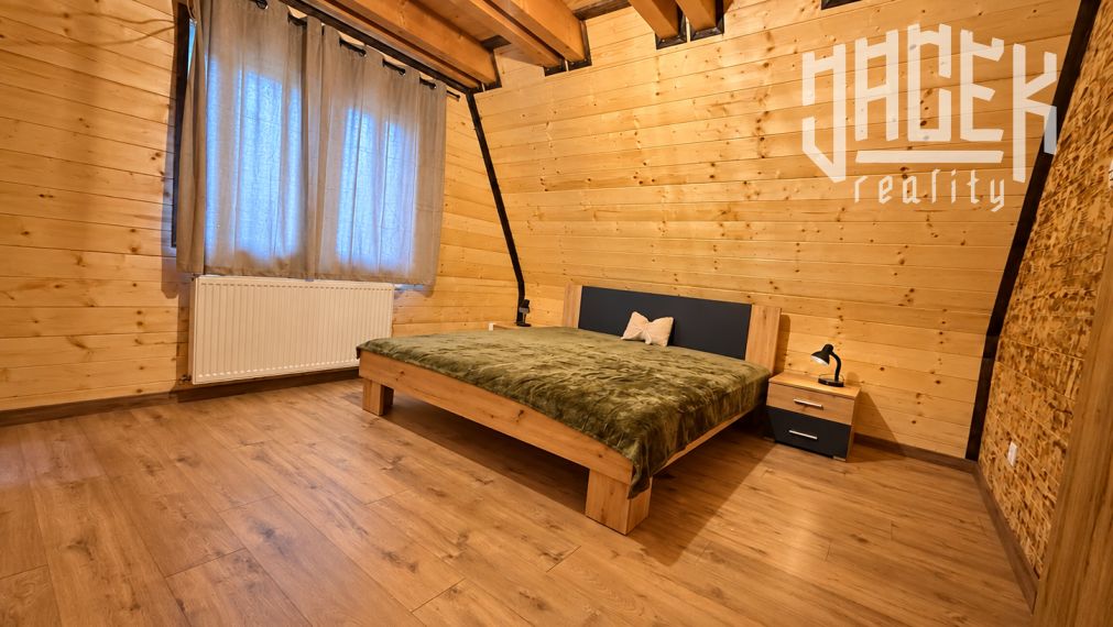 🌲 🌲 TRI VÝNIMOČNÉ CHATY V OBJATÍ PRÍRODY – HORNÁ MARIKOVÁ