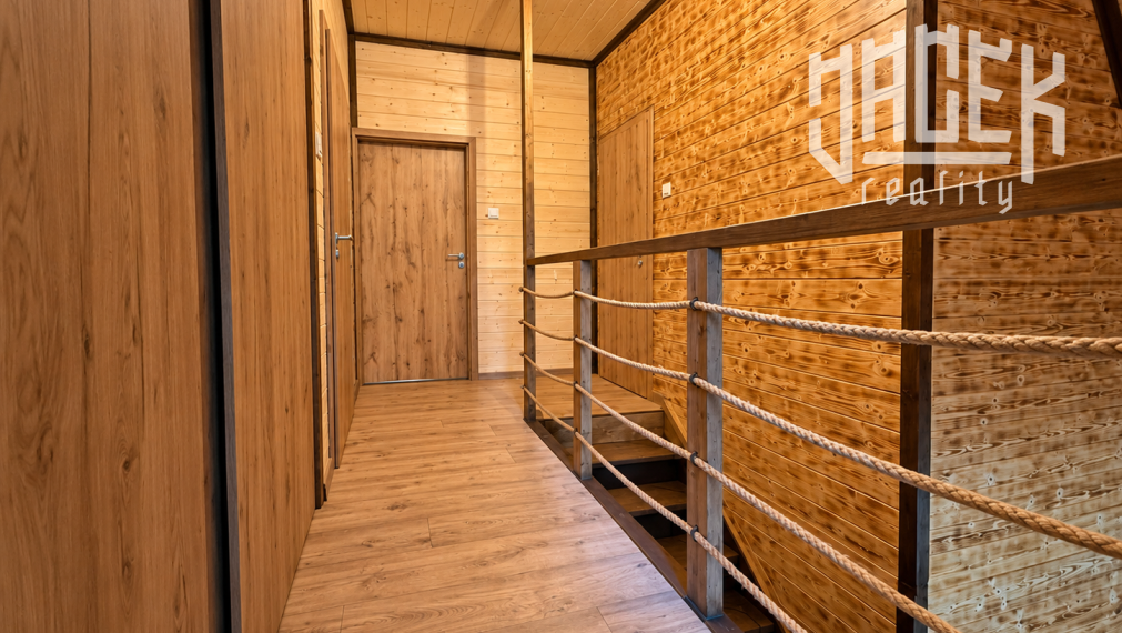 🌲 🌲 TRI VÝNIMOČNÉ CHATY V OBJATÍ PRÍRODY – HORNÁ MARIKOVÁ