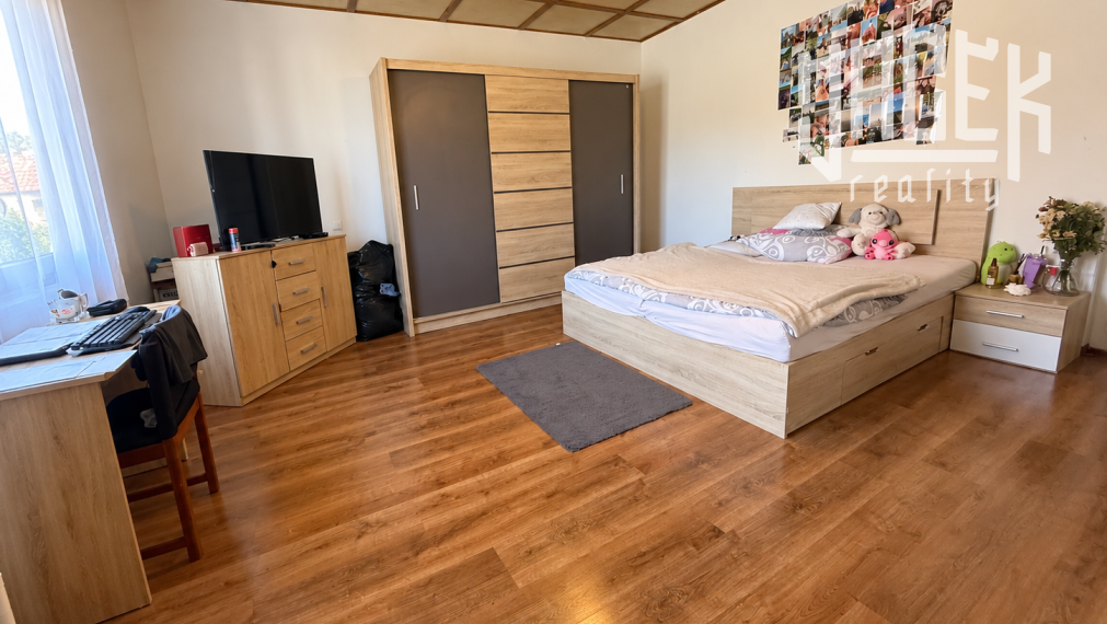 🏡 DOM S PRIESTOROM, CHARAKTEROM A VEĽKORYSÝM POZEMKOM | PRUSKÉ l