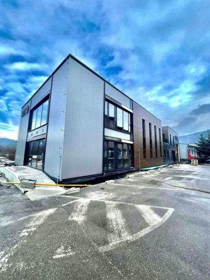 Prenájom priestorov v úplne novopostavenej budove v PB