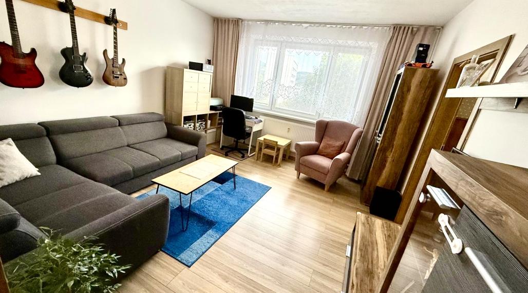 MODERNÝ 3-IZBOVÝ BYT PO KOMPLETNEJ REKONŠTRUKCII V BYTČI