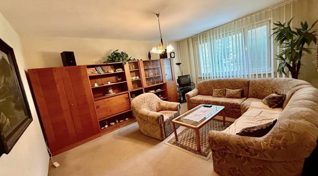 PRÍJEMNÝ A ÚTULNÝ 2-IZBOVÝ BYT NA SNP