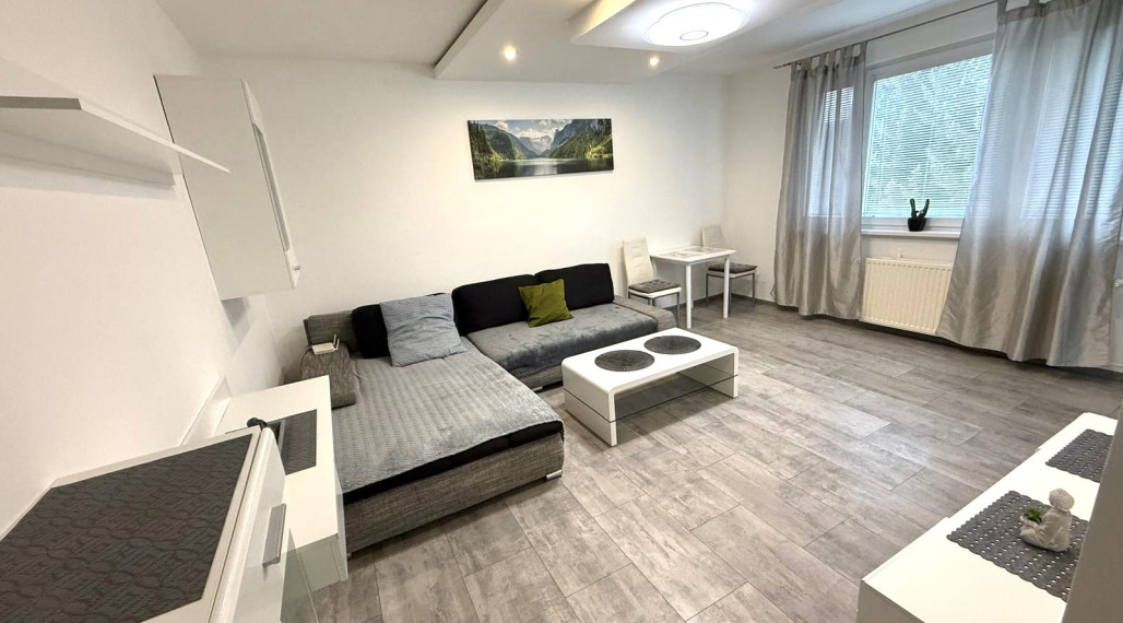 PRENÁJOM: MODERNE ZREKONŠTRUOVANÝ 2-IZBOVÝ BYT NA ROZKVETE