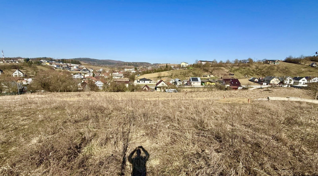 SLNEČNÉ STAVEBNÉ POZEMKY S INFRAŠTRUKTÚROU V SRDCI PRÍRODY