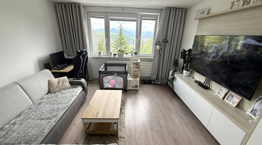 🏡 ZREKONŠTRUOVANÝ 2-IZBOVÝ BYT S BALKÓNOM BEZ ĎALŠÍCH STAROSTÍ