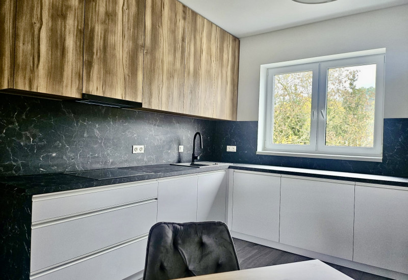 INVESTIČNÁ PRÍLEŽITOSŤ ALEBO BÝVANIE NOVÉ 2izb BYTY PÚCHOV