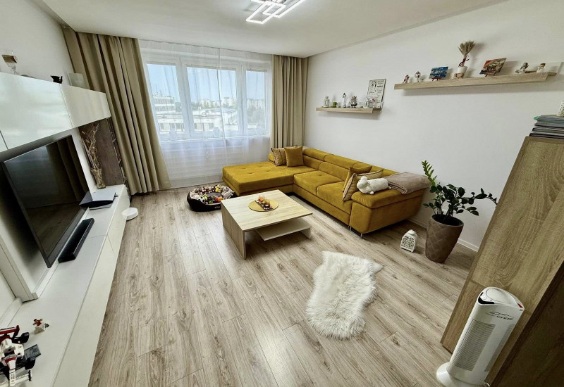 VKUSNÝ A SLNEČNÝ 3-IZBOVÝ BYT NA ROZKVETE V POVAŽSKEJ BYSTRICI