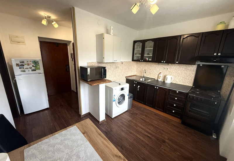 MENŠÍ 2-IZBOVÝ BYT NA LÁNSKEJ – IDEÁLNY ŠTART ALEBO INVESTIČNÁ PRÍLEŽITOSŤ